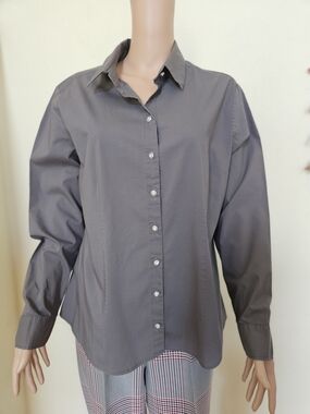 Women's Grey Button-Down Shirt with Classic Collar